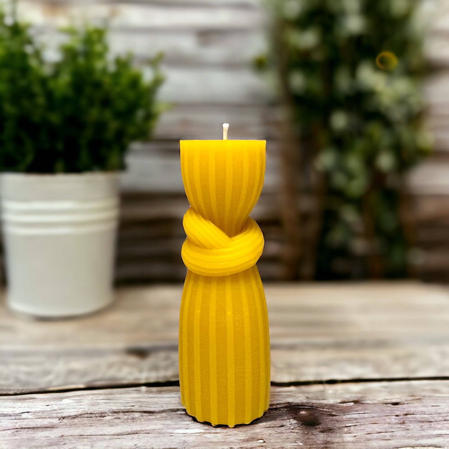 Geometric Striped Knot Pillar - Pure Beeswax Candle - Set of 2