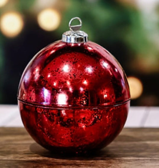 Treasured Ornaments Candle – Ski Lodge Scent | Limited Edition Holiday Beeswax Ornament Candle in Gift Box (8 oz, Double Wick)