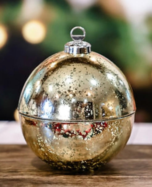 Treasured Ornaments Candle – Ski Lodge Scent | Limited Edition Holiday Beeswax Ornament Candle in Gift Box (8 oz, Double Wick)