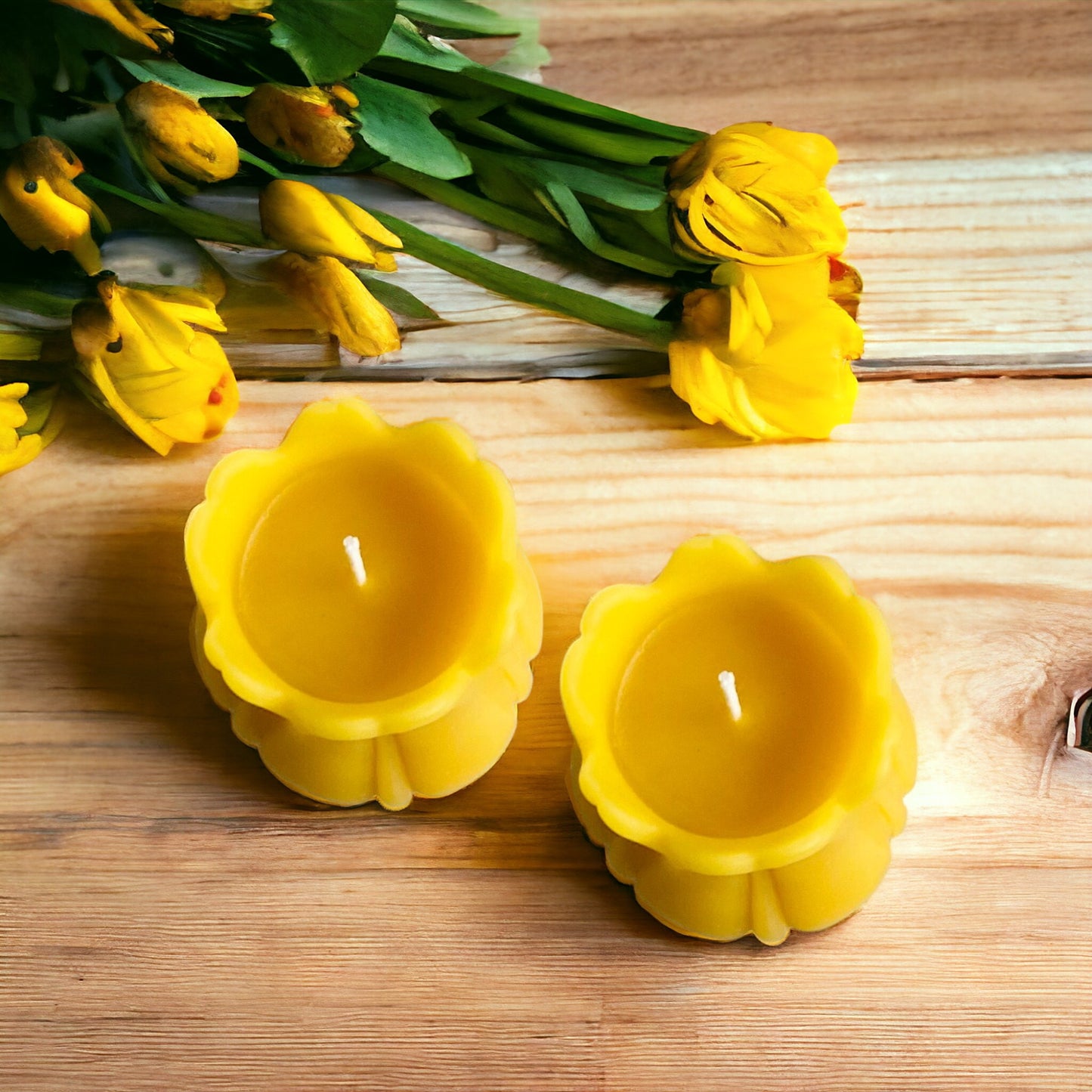 Tulip Flower Pure Beeswax Candle - Set of 2