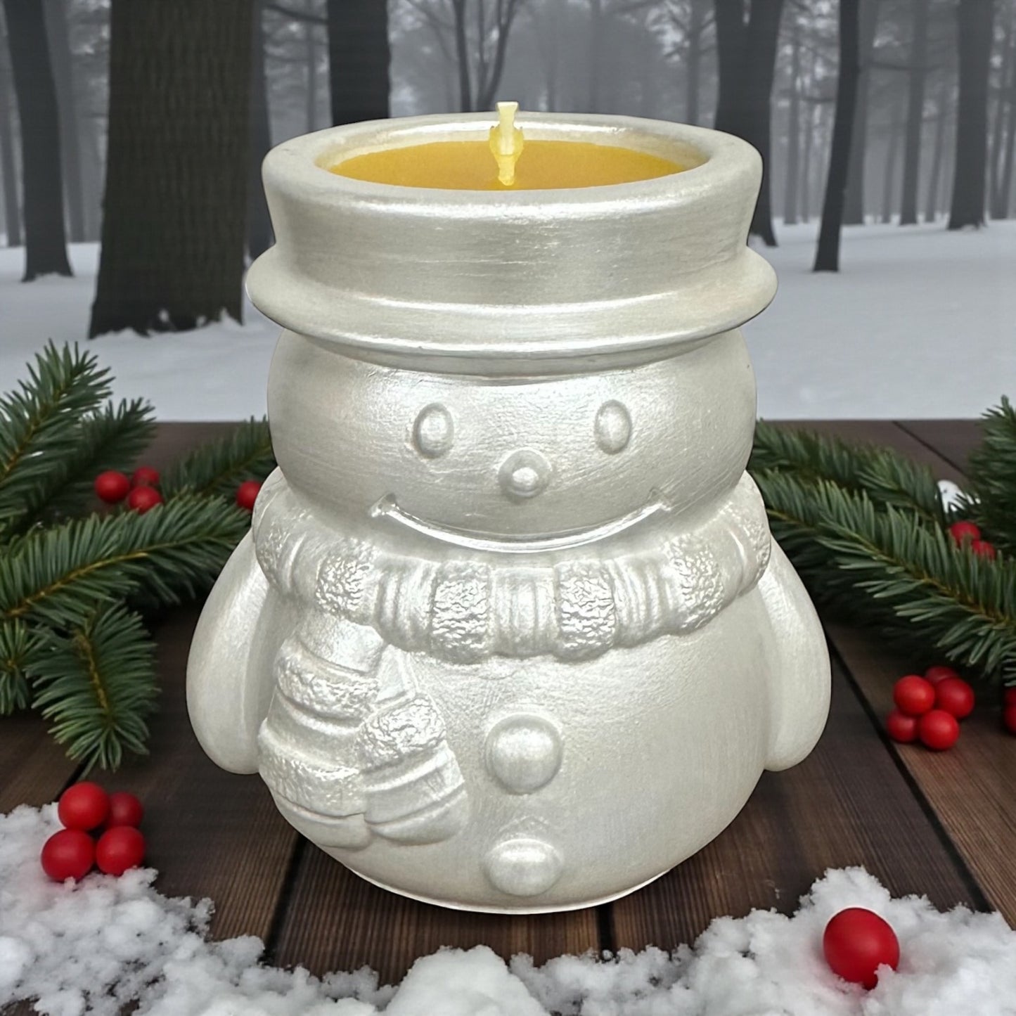 Snowberry Vanilla Snowman Candle – Scented Pure Beeswax Holiday Candle in Handcrafted Concrete Vessel